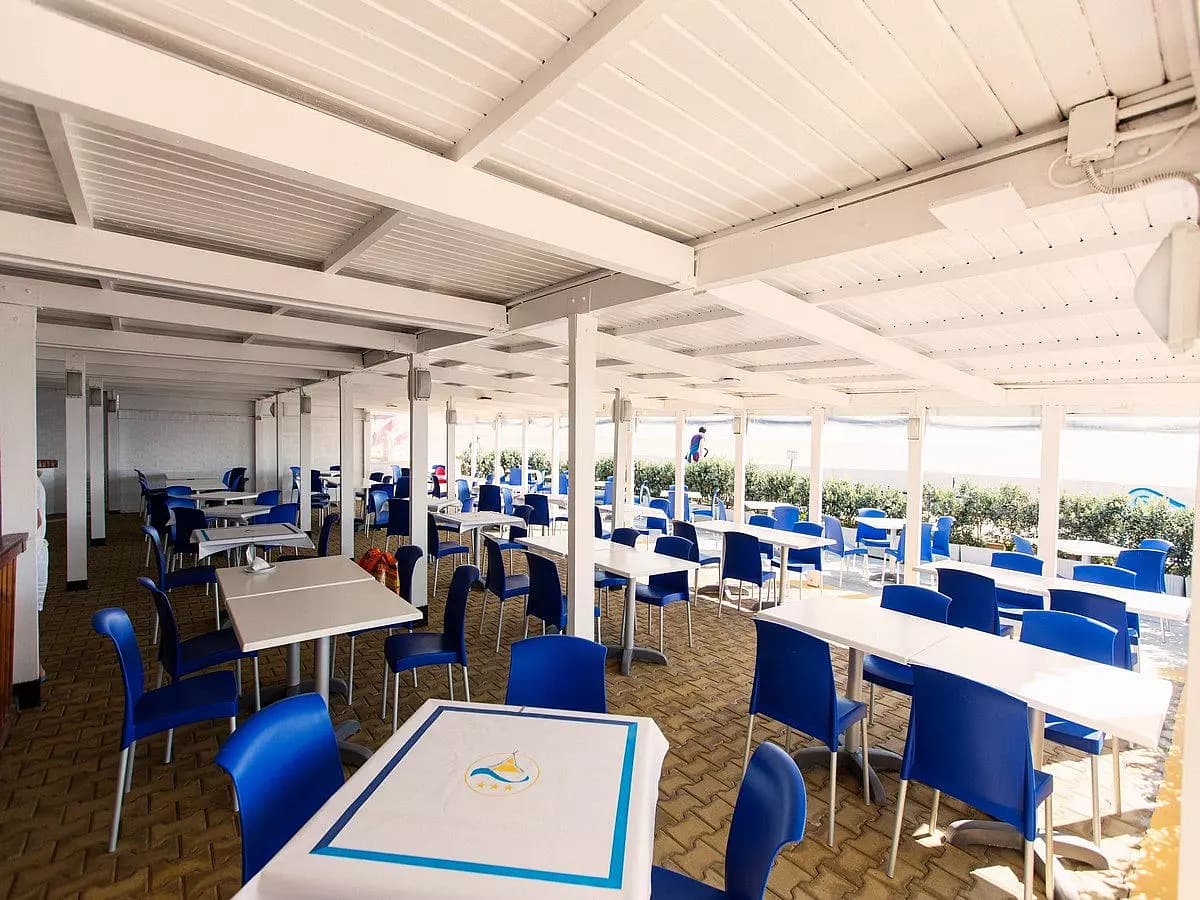 Beach bar